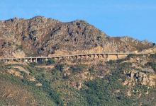 Sir Lowry's Pass Library景点图片