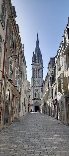 place Clemenceau-波城