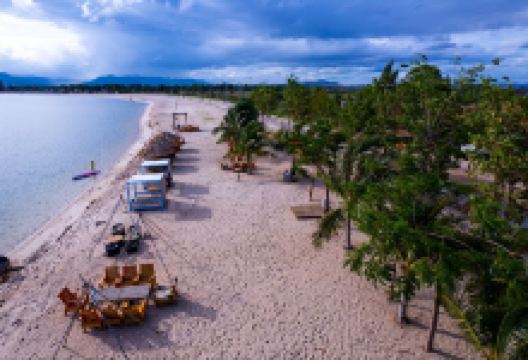 Om Nin Koh Smao Beach景点图片