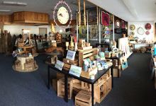 Strictly Local Gallery景点图片