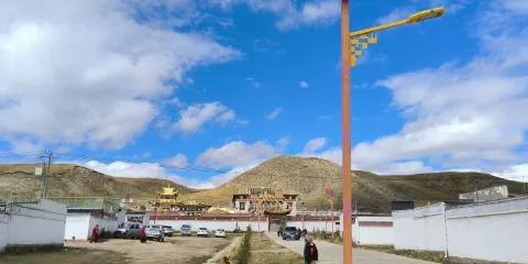 青海省澤庫縣夏德日寺