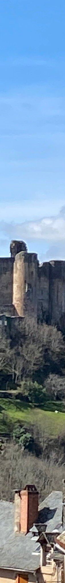 Najac Castle-纳雅克