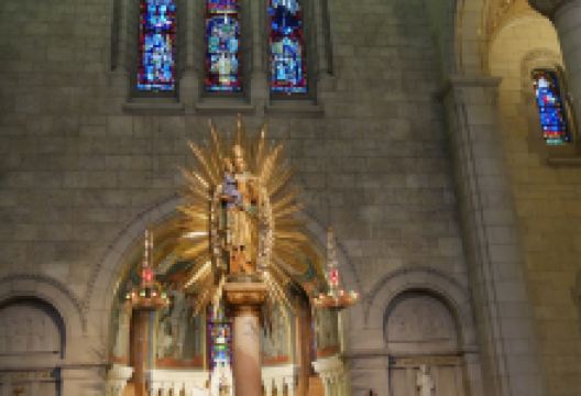 Sanctuaire Sainte-Anne-de-la-Pointe-au-Pere景点图片