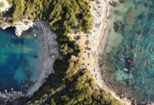 Porto Timoni beach景点图片
