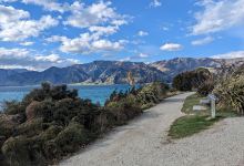 Lake Hāwea - Scotts Beach景点图片