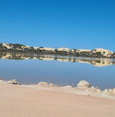 麦克唐纳尔湖-皮农