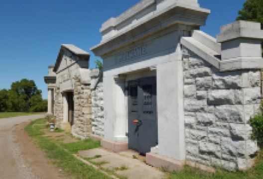 Topeka Cemetery景点图片