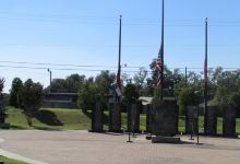 New Madrid County Veterans Park景点图片