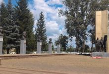 Monument to Soldiers Who Died in the Great Patriotic War景点图片
