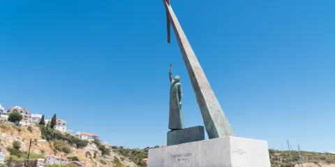 Pythagoras Statue