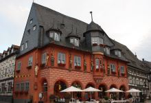 Gildehaus der Fernhandelskaufleute景点图片