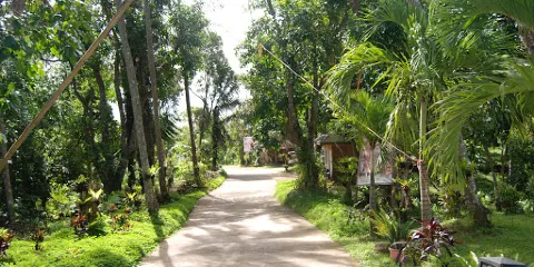 Pueblo El Salvador Nature’s Park and Picnic Grove