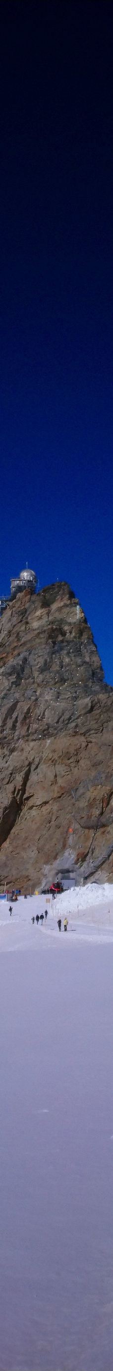 斯芬克斯天文台-劳特布龙嫩