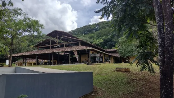 Rei Do Mato Cave