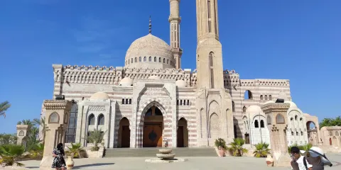 Al Mustafa Mosque