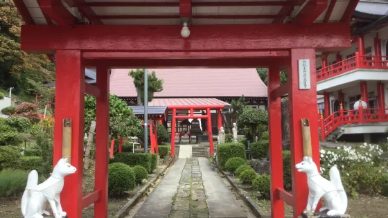 羽黒山正善院黃金堂