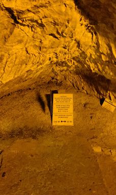 Dim钟乳岩洞-阿拉尼亚