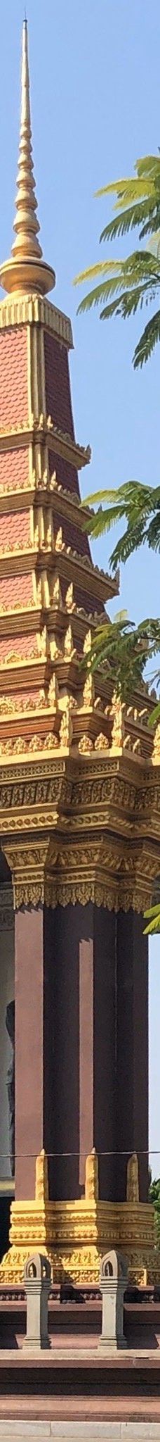 西哈努克铜像纪念堂-金边