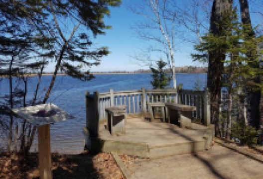 Daly Point Nature Reserve景点图片