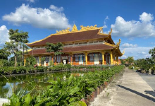 Binh Phuoc province Truc Lam monastery景点图片