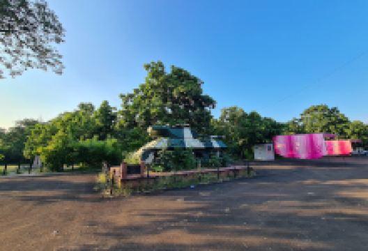 Tank Monument景点图片