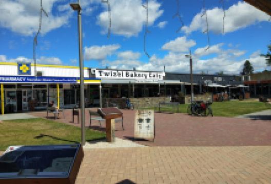Twizel Playground景点图片