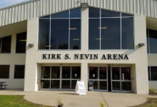 Kirk S. Nevin Arena景点图片