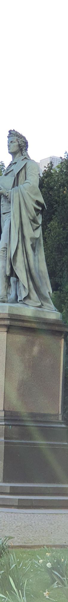 席勒雕像-法兰克福