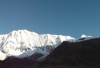 加德满都+帕斯帕提那寺+加德满都王宫广场+博达哈大佛塔一日游【走进尼泊尔——离佛更近的国度，感受和平、神圣与信仰的融合，开启一段洗涤心灵的旅程。】