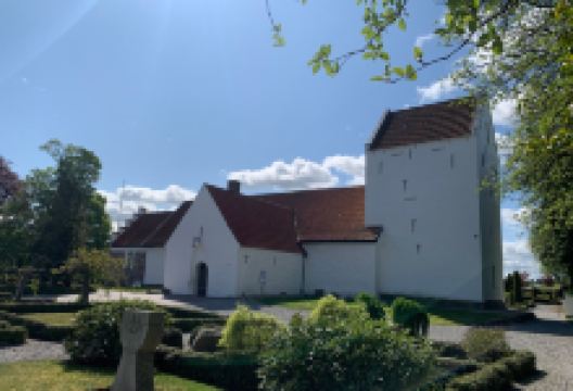 Fjellerup Church景点图片