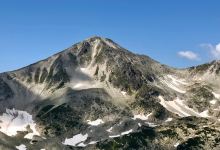 Bezbog - peak in Pirin Mountains景点图片