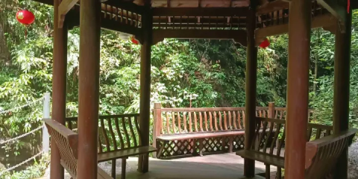 張家界地縫景區-月亮亭