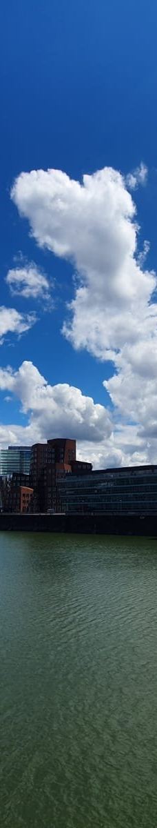 莱茵塔-杜塞尔多夫