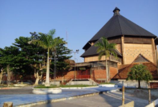 Catedral Nossa Senhora da Gloria景点图片