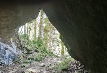 Grotte de Prés Mijoux景点图片