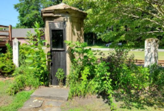 Hamptonburgh Caboose Museum景点图片
