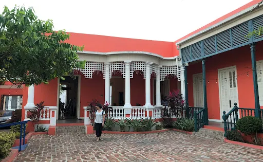 Centro Cultural Carmen Sola de Pereira de Ponce