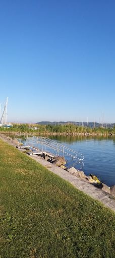 Heart of Balaton statue-佐马尔迪