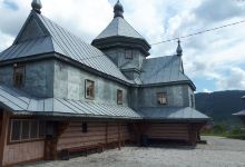St. Michael's Wooden Church景点图片