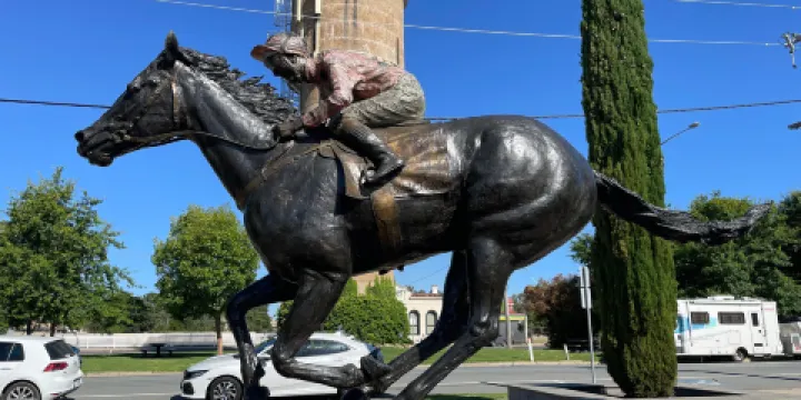 Black Caviar Statue