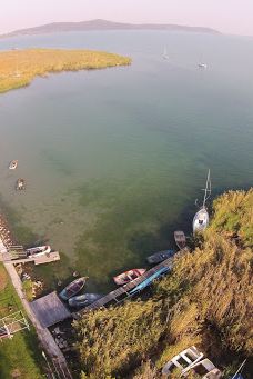 巴拉顿乌德沃里