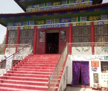 鮮花九龍寺