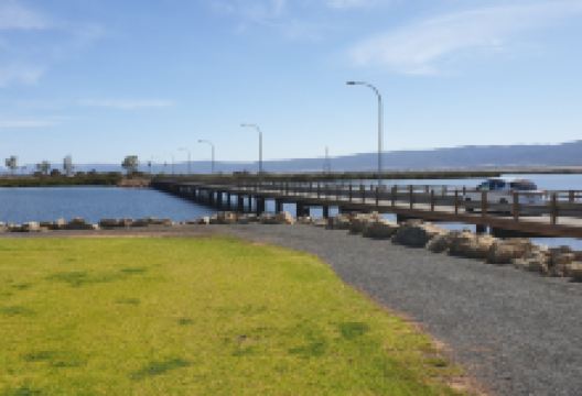 John Pirie Bridge景点图片