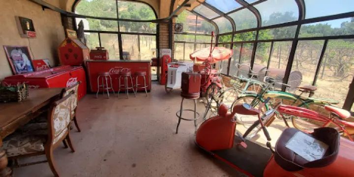 Deer Park Winery and Automotive Museum