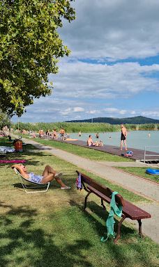 巴拉顿乌德沃里