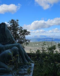 圣博姆地区自然公园-锡涅