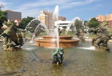 J.C. Nichols Memorial Fountain景点图片