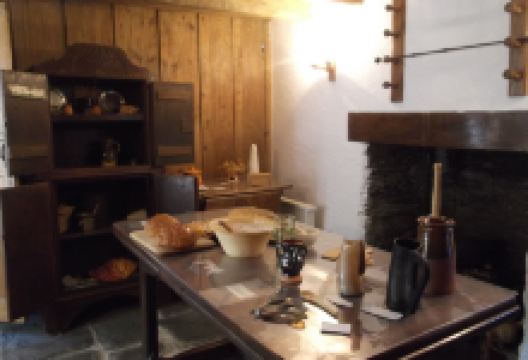 Mary Newman's Cottage景点图片