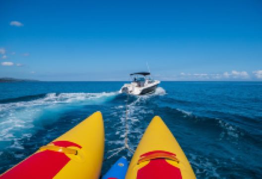 Captain's Watersports购物图片