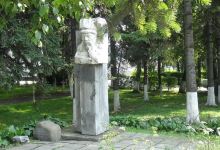 Ulagashev Public Garden景点图片